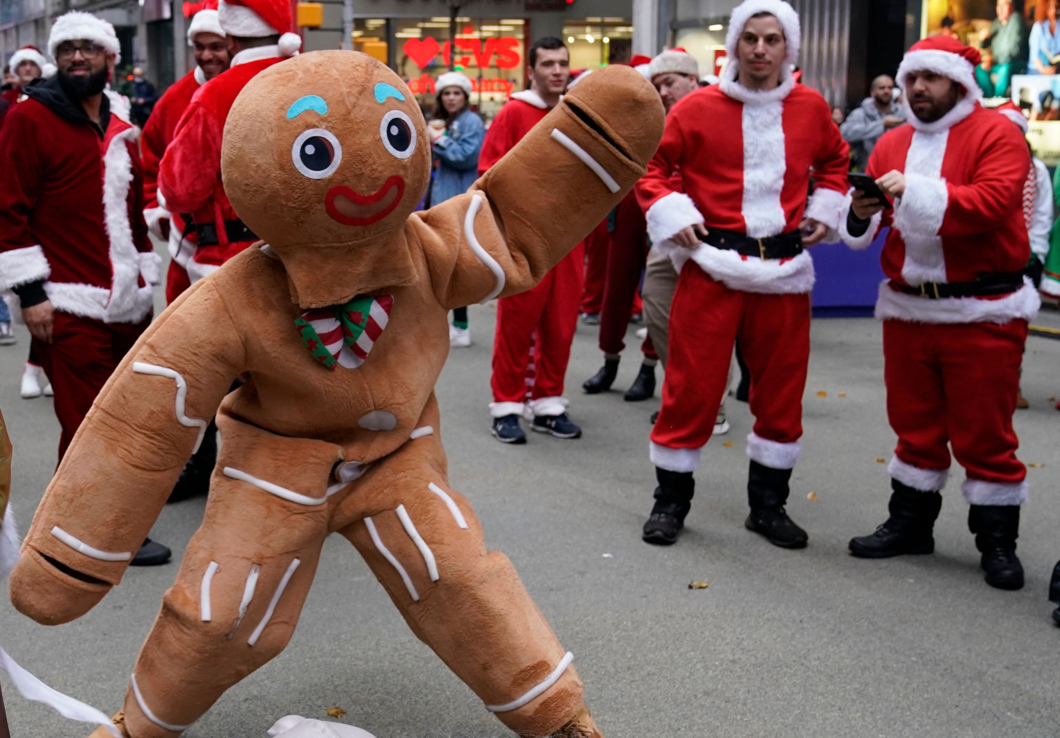 SantaCon Takes Over NYC Again for Annual Holiday Bar Crawl NBC