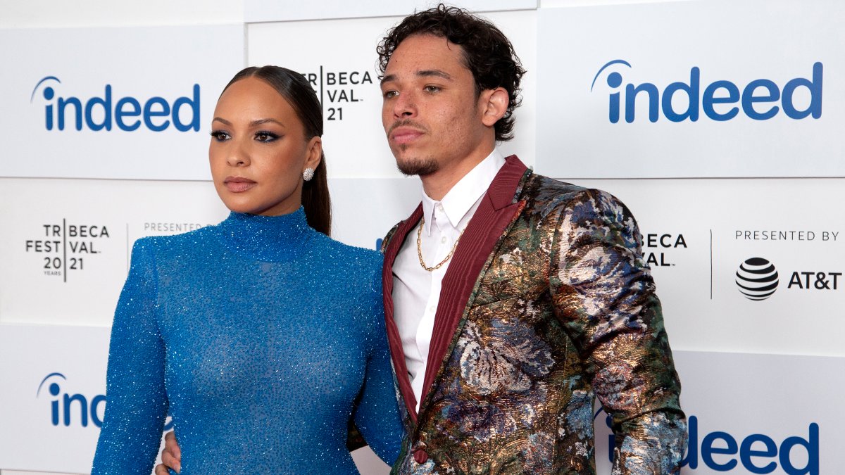 anthony ramos and jasmine cephas jones of hamilton break up after 6 years together nbc new york