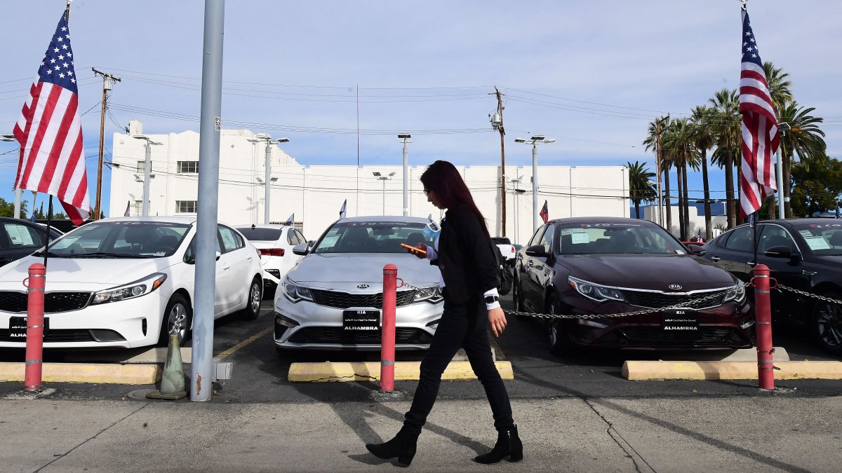 Used-Car Prices Are Still Sky-High – But They May Be Easing - Vimarsana News