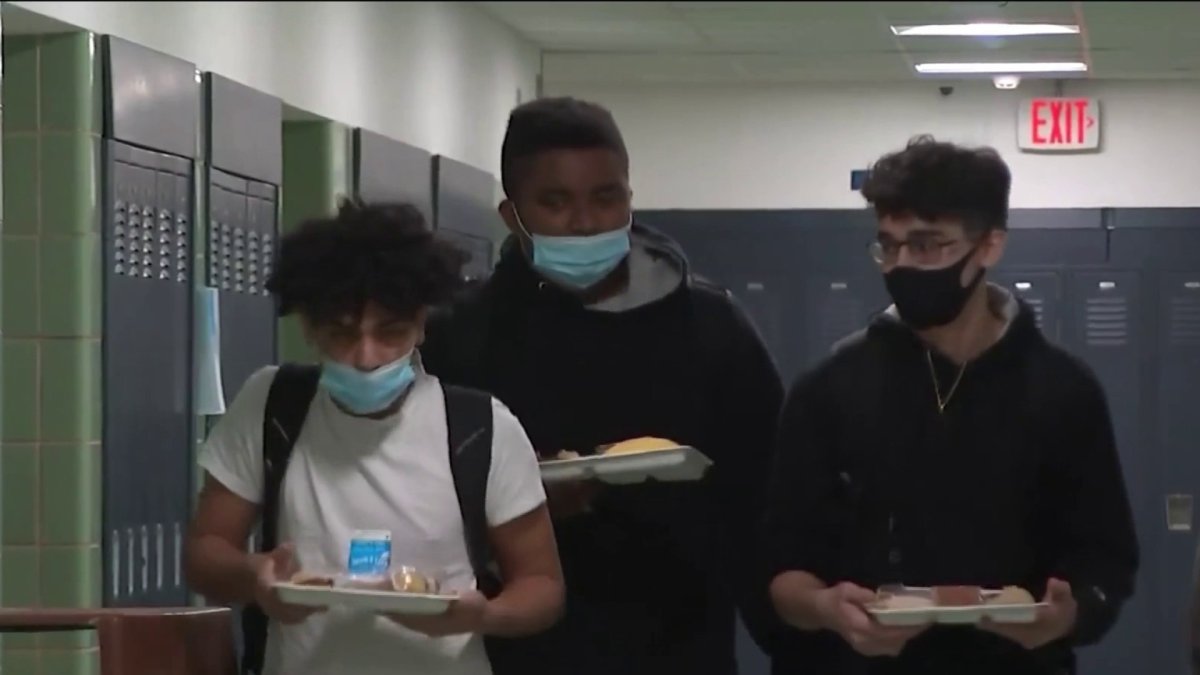 Masks Still Required in NY Amid Pending Appeal What to Know NBC New York