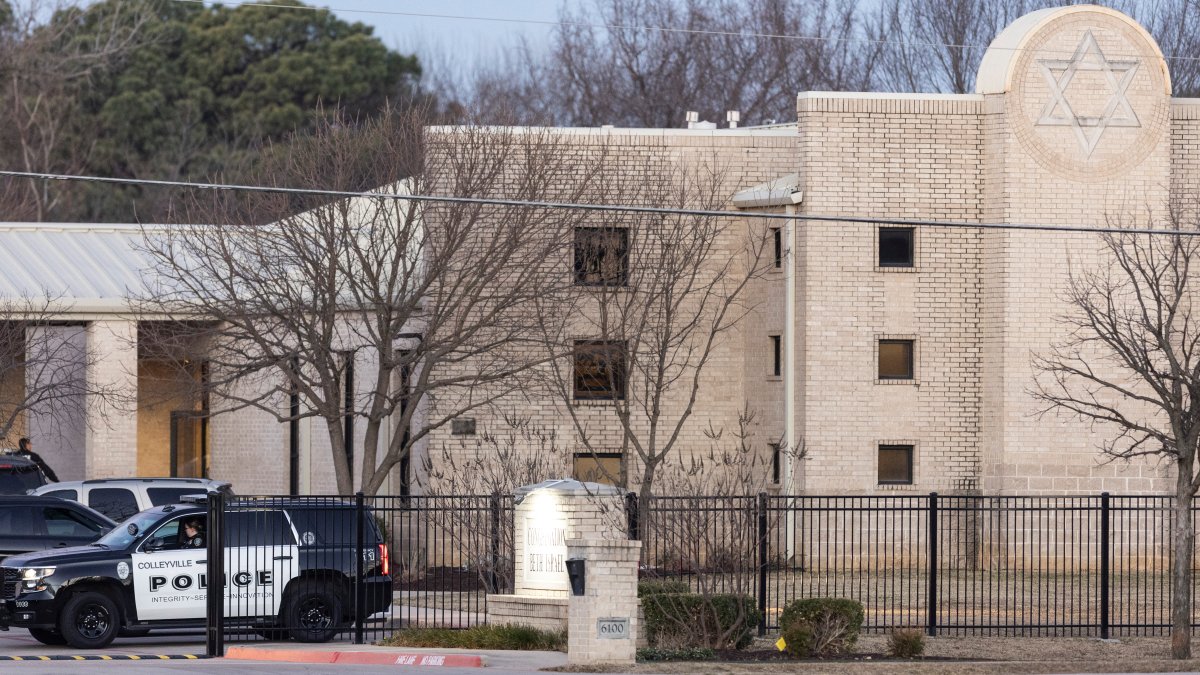 British National ID’d as Hostage-Taker at Texas Synagogue – Gadget Clock