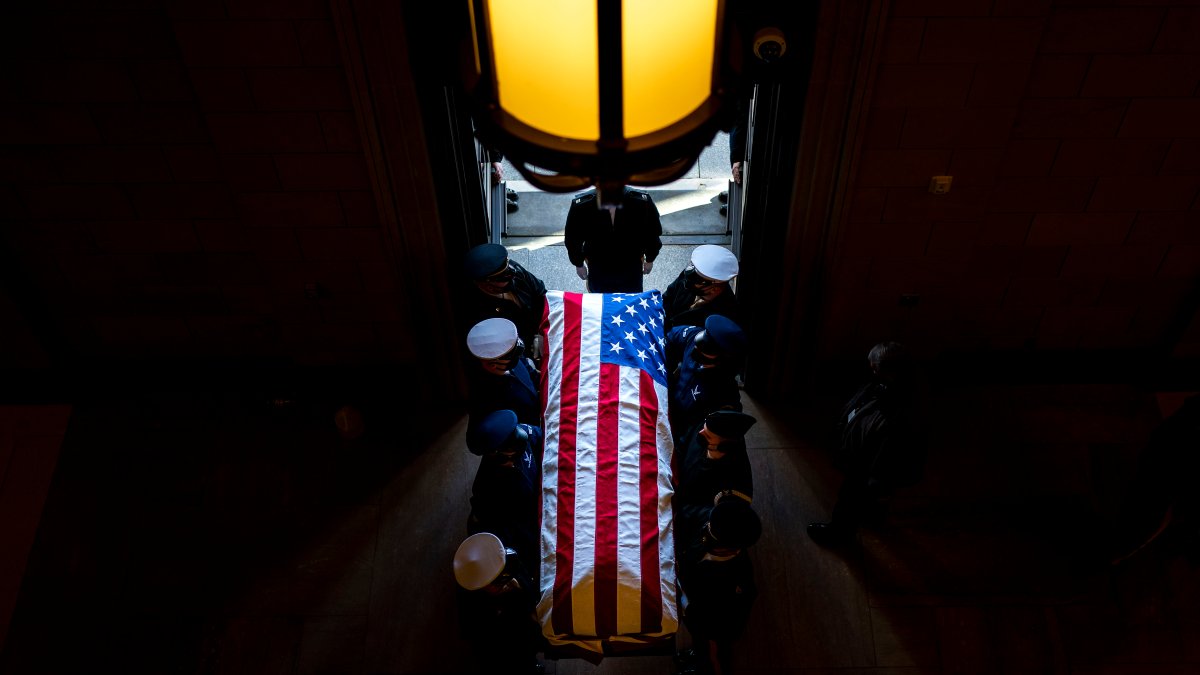 Former Senate Leader Harry Reid to Lie in State at Capitol - Vimarsana News
