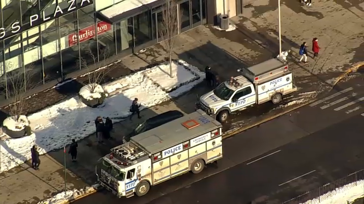 Shooting In Kings Plaza Mall Brooklyn Today Brooklyn Mall Shooting: 2 Teens Shot in Kings Plaza Shopping Center