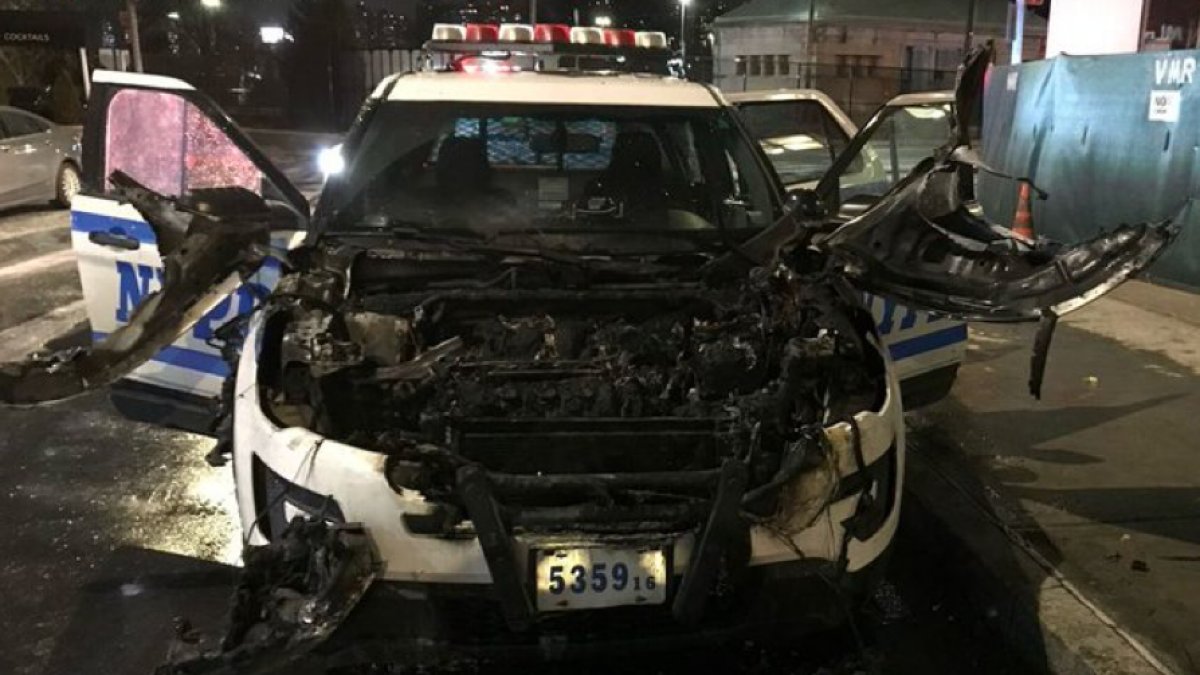 Man Arrested for Setting Fire to Parked NYPD Patrol Car – NBC New York