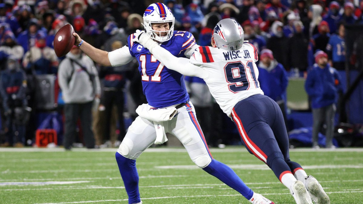 Josh Allen throws 4 TD passes, runs for score, Bills rout division rival  Dolphins 48-20 - Victoria Times Colonist