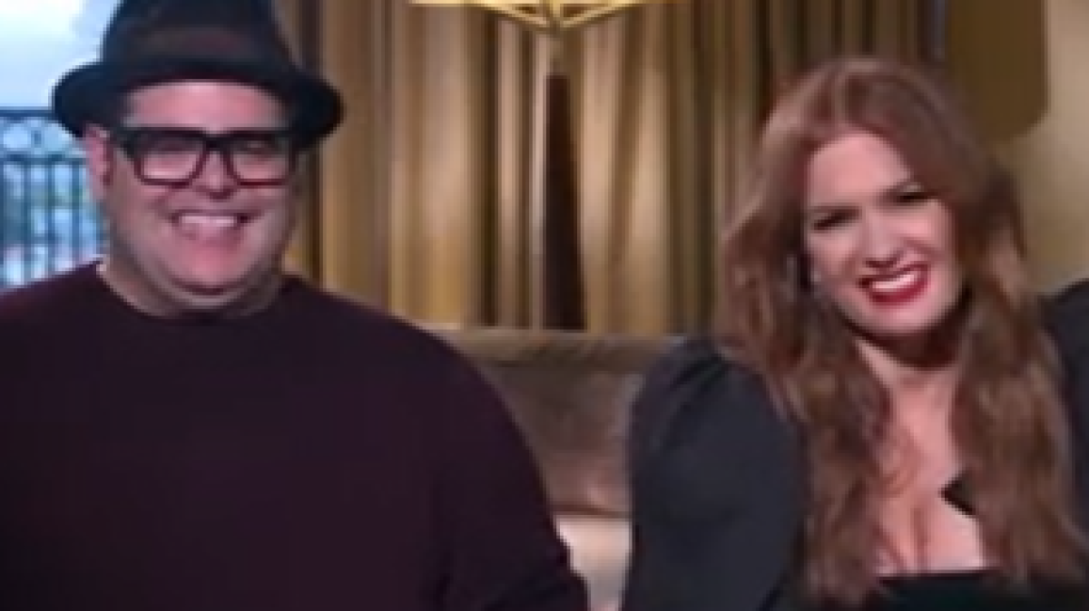 Isla Fisher and Josh Gad Talk ‘Wolf Like Me’ NBC New York(02)