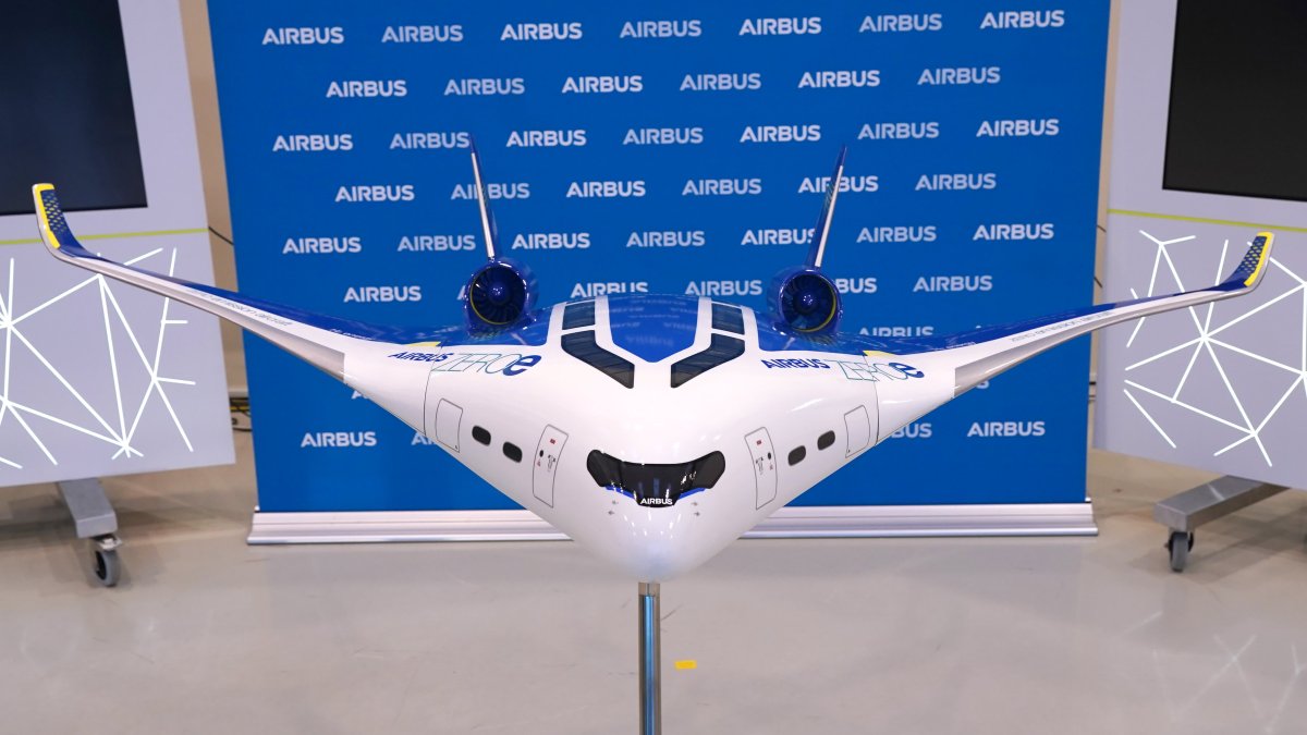 Airbus CEO Says Hydrogen Plane Is 'the Ultimate Solution' But Cautions a Lot of Work Lies Ahead – NBC New York - Vimarsana News