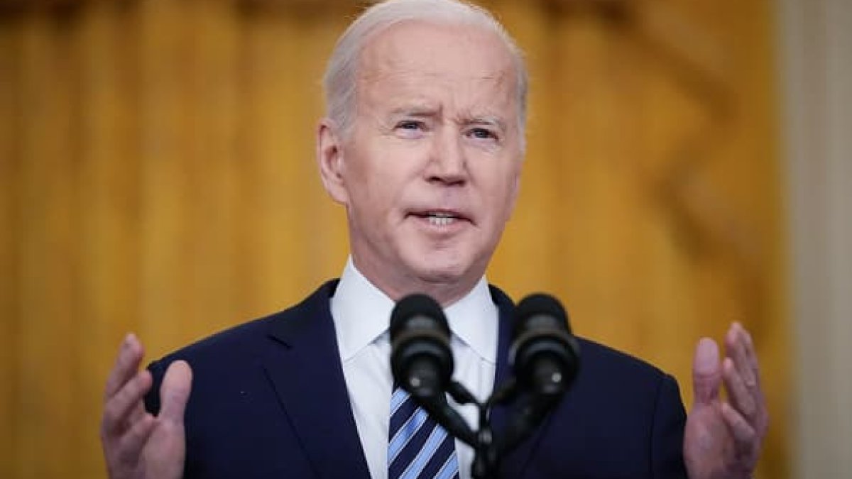 Biden Announces New Russia Sanctions, Troop Deployment: ‘Putin Chose ...