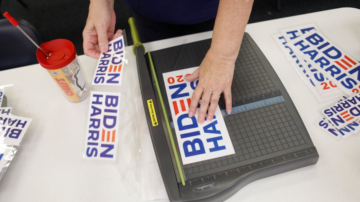 Some Dems Fear Extinction in Rural US With Brand Seen as 'Toxic' – NBC New York - Vimarsana News