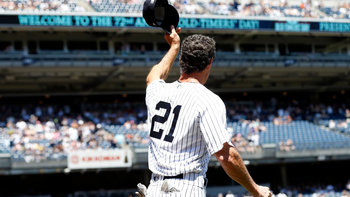 Yankees retire Paul O'Neill's No. 21 jersey