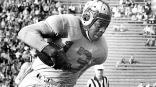 Kenny Washington broke the NFL color barrier in 1946.
