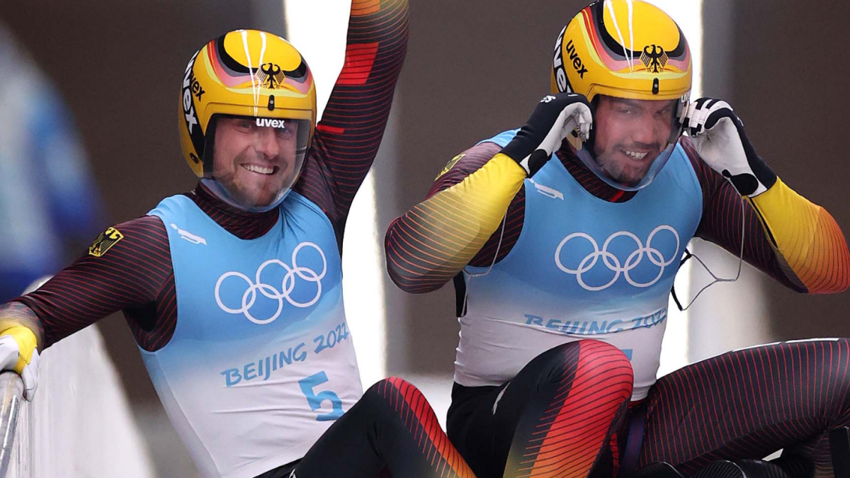 Germany’s ‘Two Tobis’ Threepeat in Gold – Gadget Clock 2 Germany’s ‘Two Tobis’ Threepeat in Gold – Gadget Clock