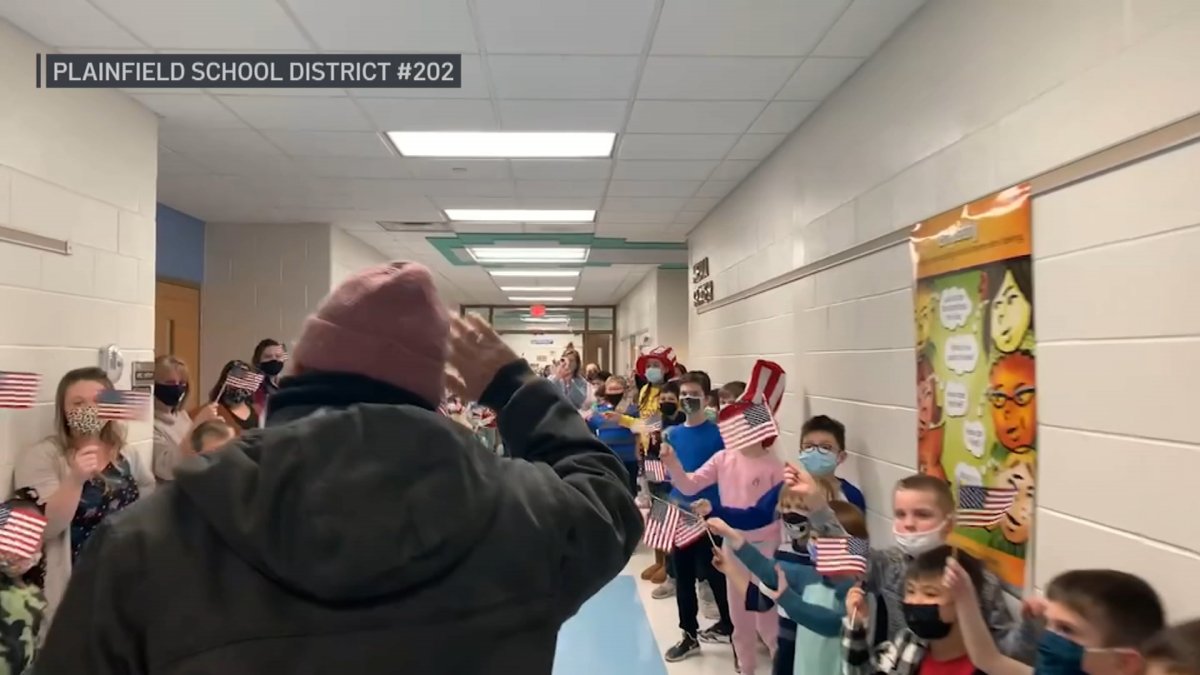 Suburban Elementary School Students Celebrate Beloved Custodian Becoming a U.S. Citizen – NBC New York - Vimarsana News