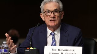 Federal Reserve Board Chairman Jerome Powell testifies during a hearing before Senate Banking, Housing and Urban Affairs Committee on Capitol Hill November 30, 2021 in Washington, DC.