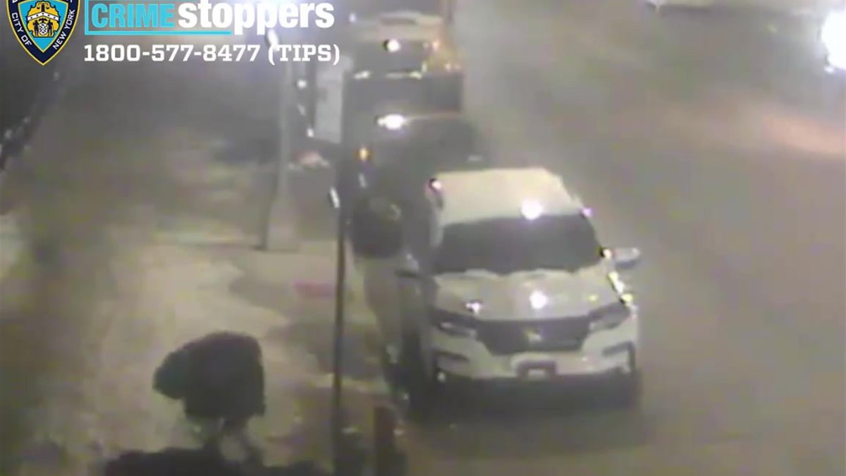 Surveillance Shows Man Wanted in Queens Attack – NBC New York