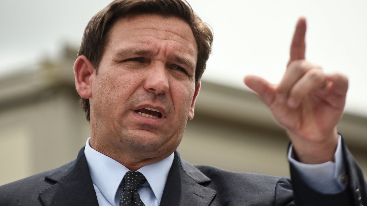 LGBTQ Advocates Protest 'Outrageous' DeSantis Visit to NYC During Pride Month – NBC New York - Vimarsana News