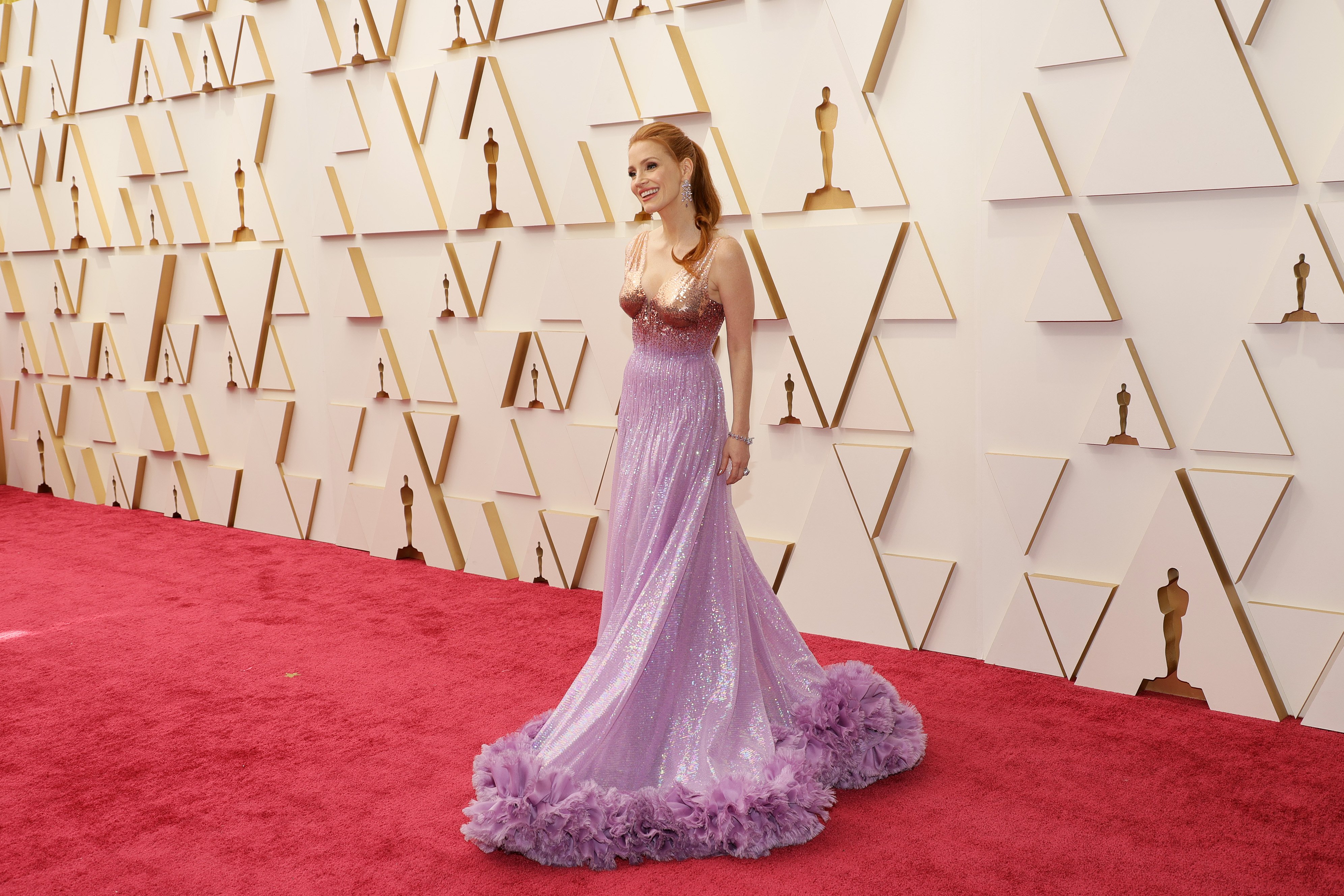 mila kunis purple oscar dress Mila Kunis leads moment of silence, a plea for Ukraine at Oscars
