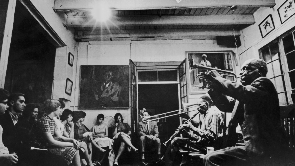 'Absurd' 100-Year-Old Policy Banning Teaching of Jazz Music in New Orleans Finally to Be Lifted – NBC New York - Vimarsana News