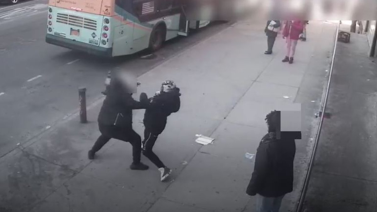 19YearOld Stabbed Repeatedly in Daylight NYC Sidewalk Ambush NBC