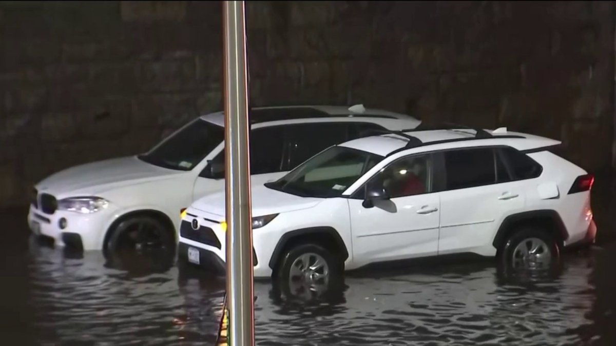 Overnight Rainstorm Causes Major Flooding On Major Deegan Expressway Nbc New York 7039