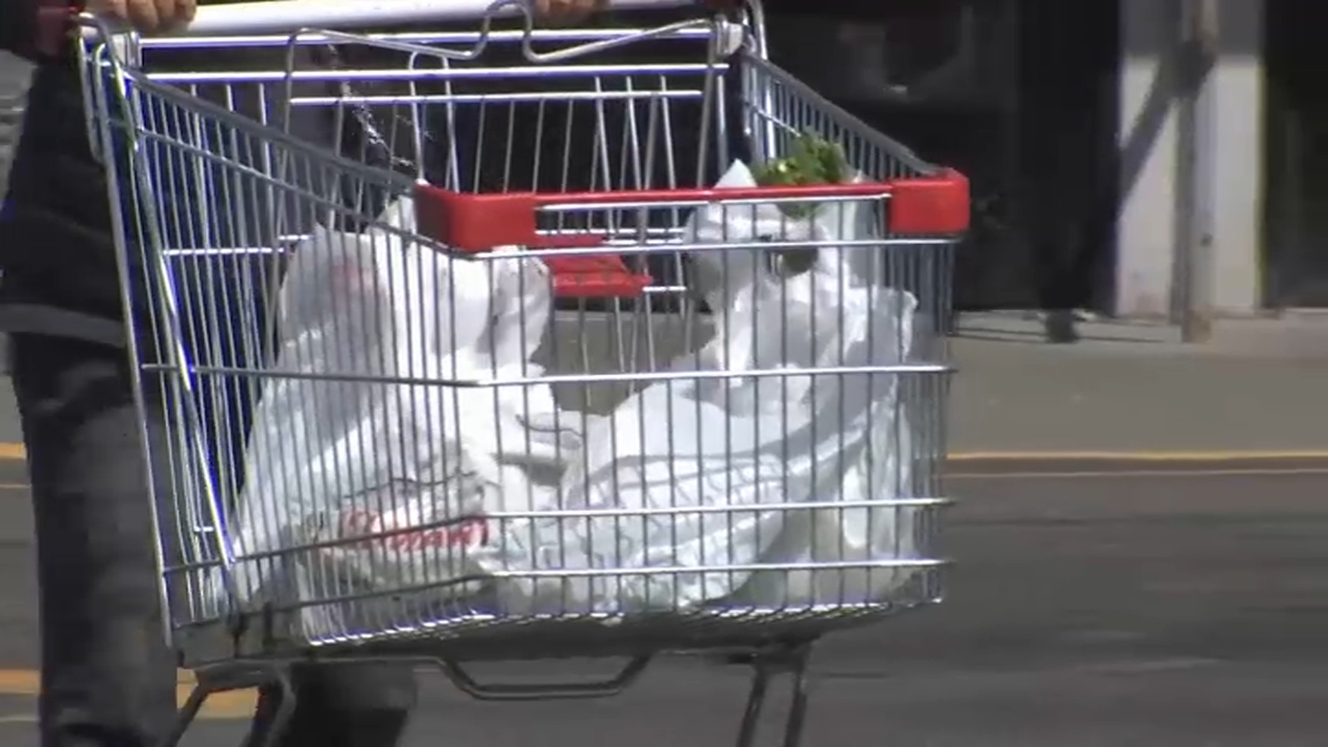 https://media.nbcnewyork.com/2022/04/Plastic-Bags-in-cart.jpg?quality=85&strip=all&fit=1920%2C1080