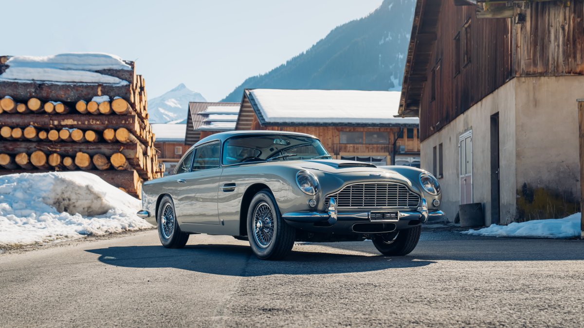 Sean Connery's 'James Bond' Aston Martin DB5 Is Up for Auction—and It Could Sell for Nearly $2 Million – NBC New York - Vimarsana News