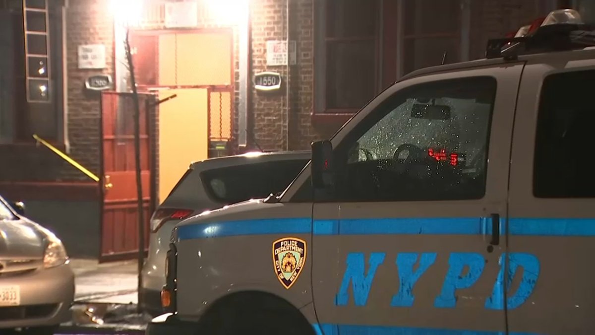 Woman Wounded in Crown Heights Lobby Dies – NBC New York