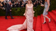 NEW YORK, NY - MAY 05:  Singer Taylor Swift attends the "Charles James: Beyond Fashion" Costume Institute Gala at the Metropolitan Museum of Art on May 5, 2014 in New York City.  (Photo by Andrew H. Walker/Getty Images)