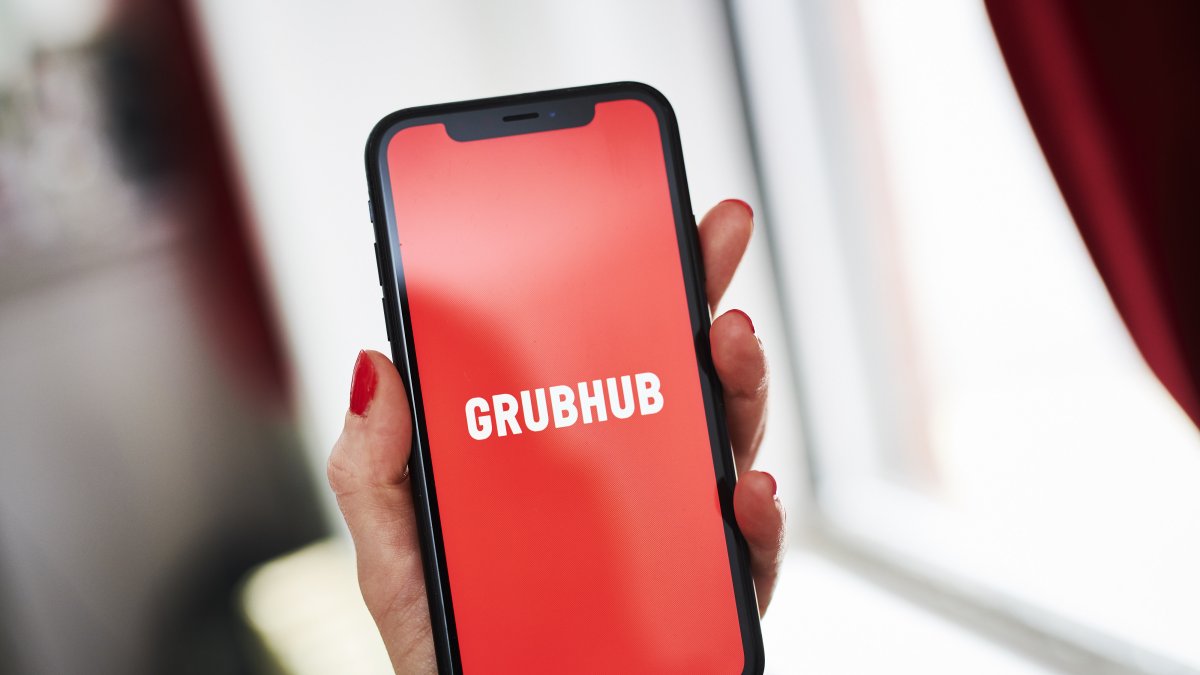 GrubHub NYC Free Lunch Promo Turns Fiasco Amid 6,000 Orders a Minute