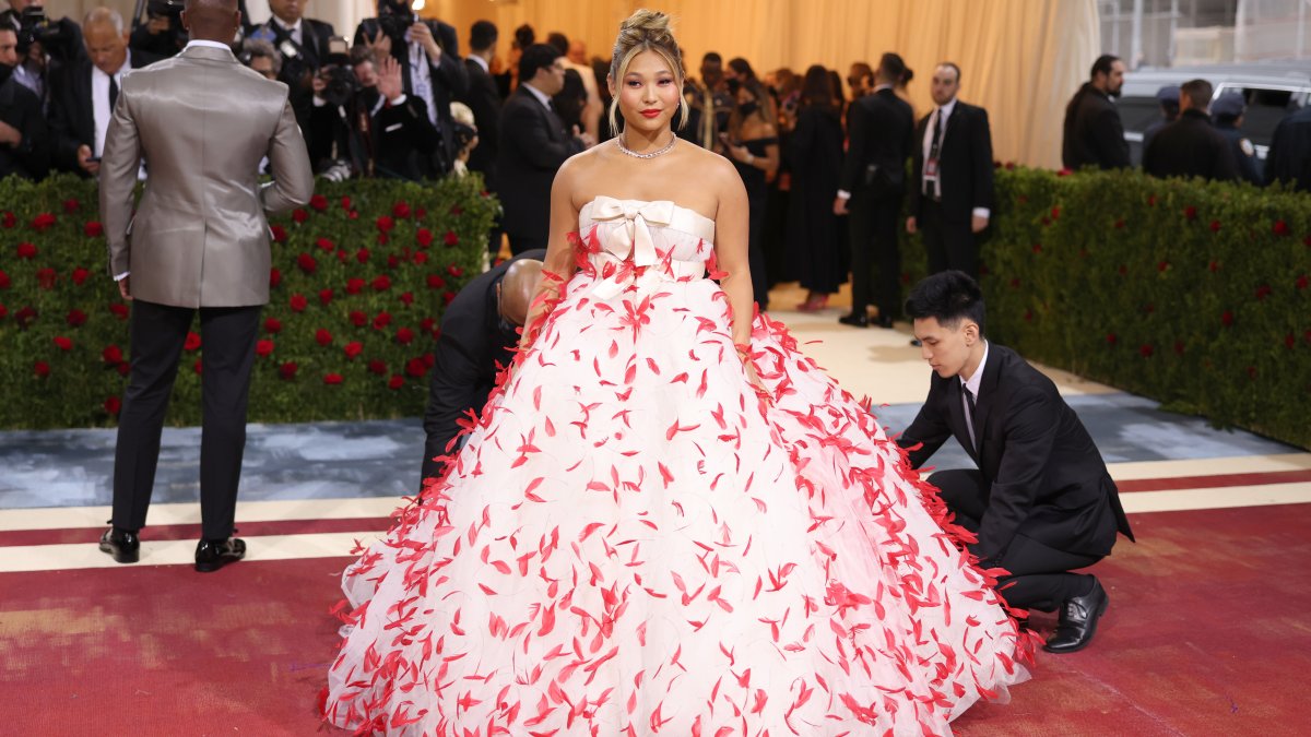 See Star Athletes' Met Gala Looks From the 2021 Event – NBC4