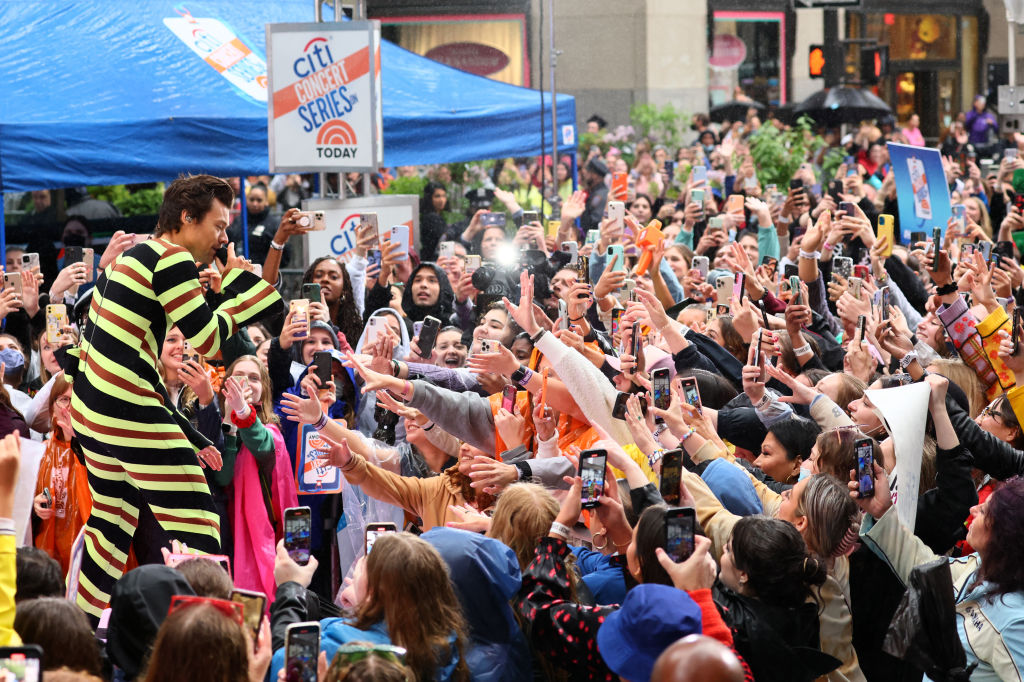 Harry Styles TODAY show concert: See all his performances
