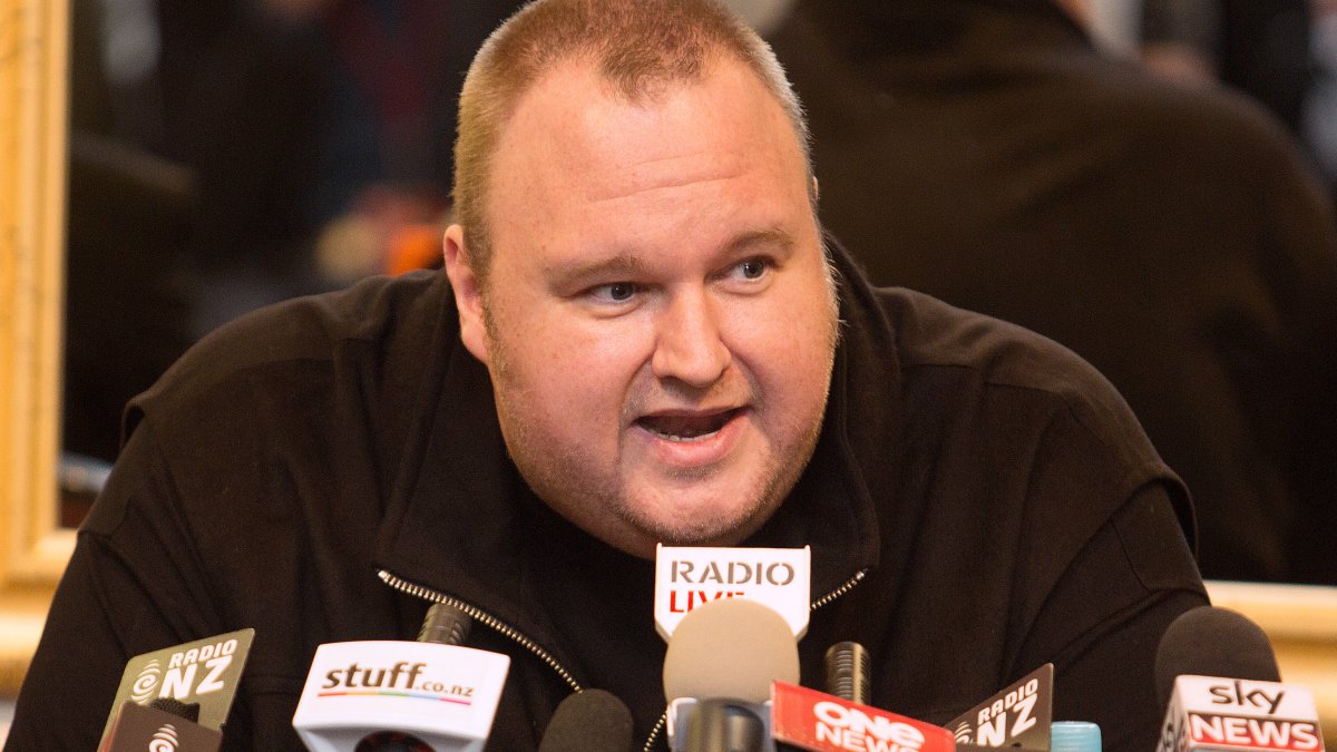 2 Cut Deal, While Megaupload Founder Kim Dotcom Faces Extradition – NBC New York - Vimarsana News