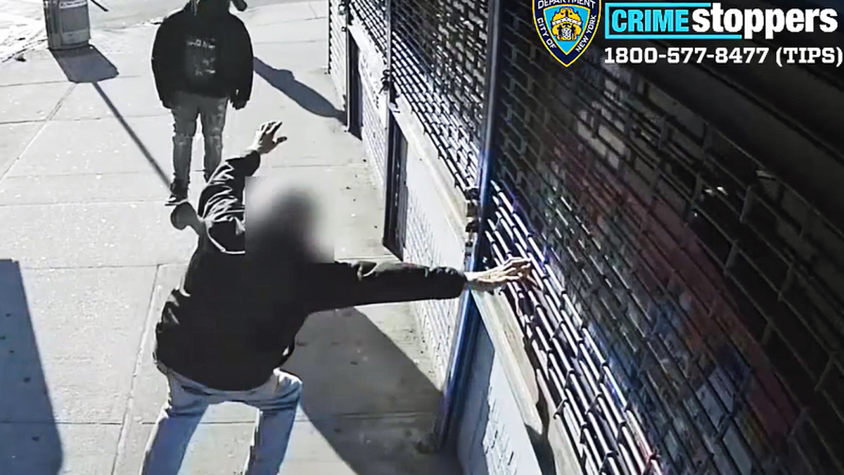 81-Year-Old Sucker Punched on Lower East Side – Gadget Clock