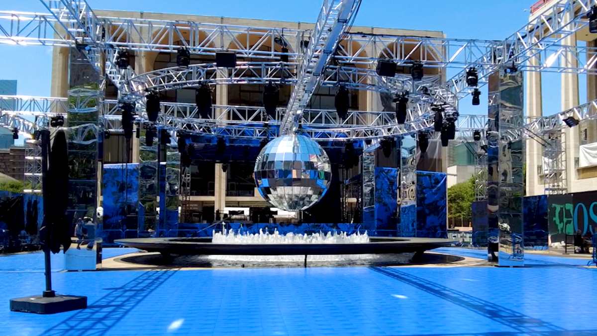 NYC Largest Dance Floor is Open at Lincoln Center ‘The Oasis’ NBC New