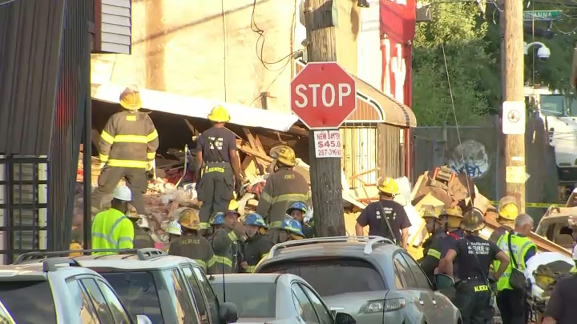 1 Firefighter Dead, 5 Others Rescued After Philadelphia Building ...