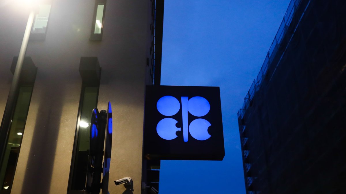 OPEC+ Has 'Kind of Broken Down' as Russia Loses Relevance and Group Faces Tight Spare Capacity – NBC New York - Vimarsana News