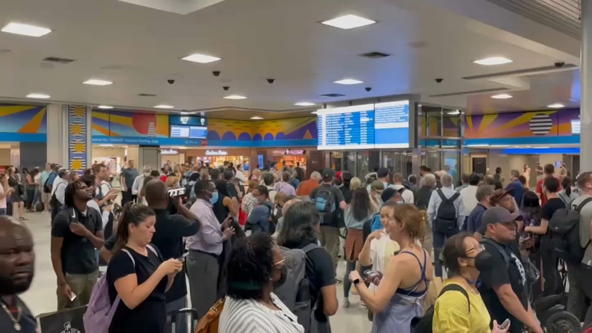 NJ Transit Trains Restored Saturday After Friday Chaos – NBC New York - Vimarsana News