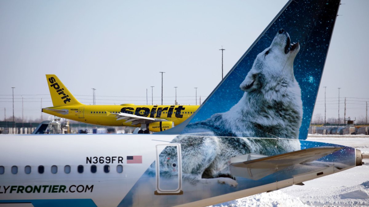 Another Vote Delay Leaves Spirit's Merger With Frontier in Question While JetBlue Circles - Vimarsana News