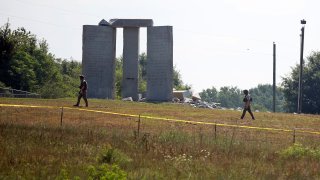 Monument Bombed-Georgia