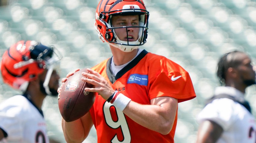 Joe Burrow Arrives in Pink Outfit Ahead of Bengals-Chiefs AFC