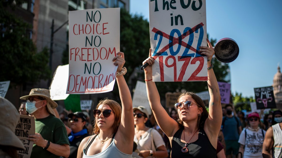 Texas Supreme Court Blocks Order Allowing Abortions Following Overturn ...