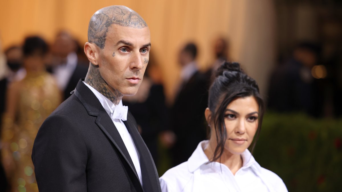 Travis Barker Breaks Silence About His Hospitalization – NBC New York - Vimarsana News