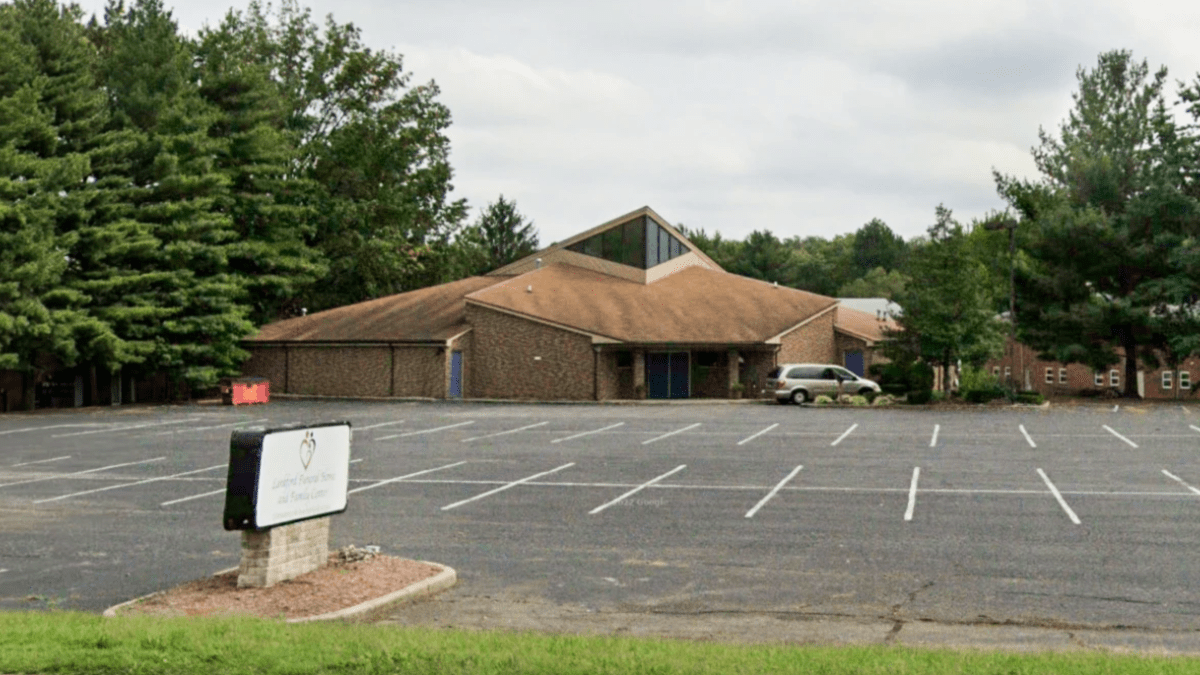 31 Decomposing Bodies Found at Indiana Funeral Home, Police Say – NBC