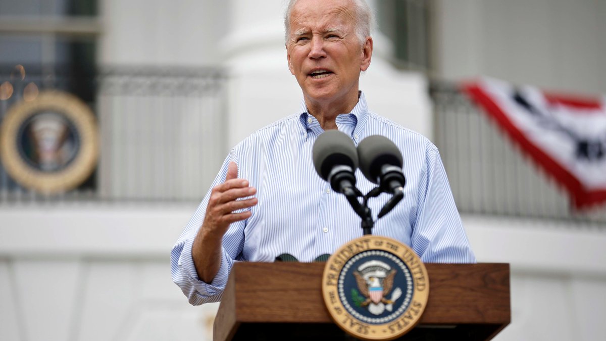 Biden Cancels $10,000 in Federal Student Loan Debt for Most Borrowers - Vimarsana News