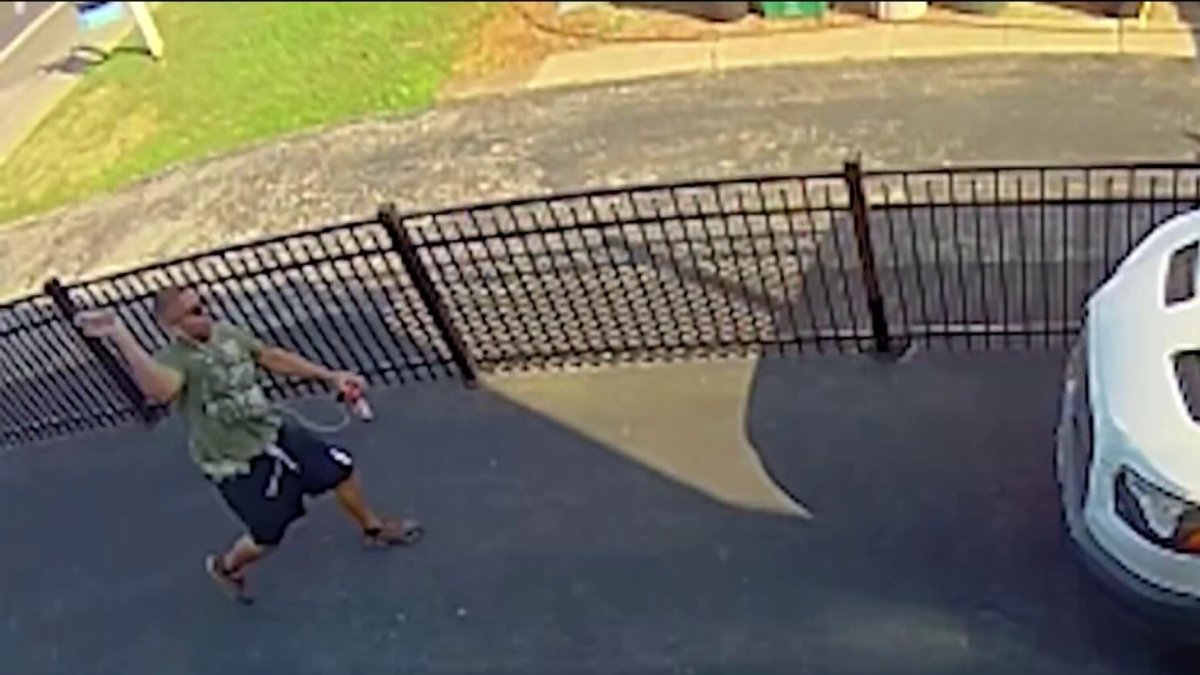 Man Arrested for Smashing 27 Car Windows – NBC New York