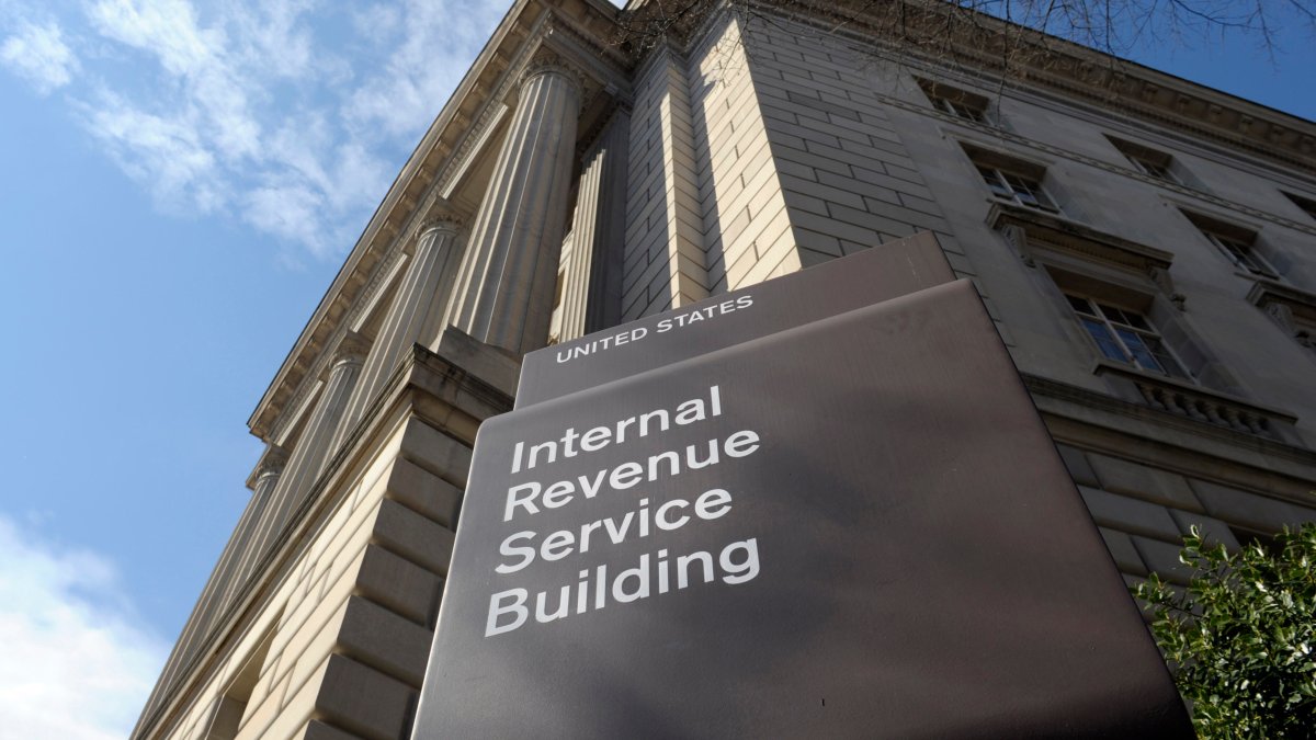 IRS Begins Safety Review as Threats Against Workers Increase – NBC New York - Vimarsana News