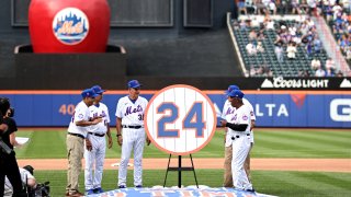 Mets retire Willie Mays' No. 24 as Old-Timers' Day returns