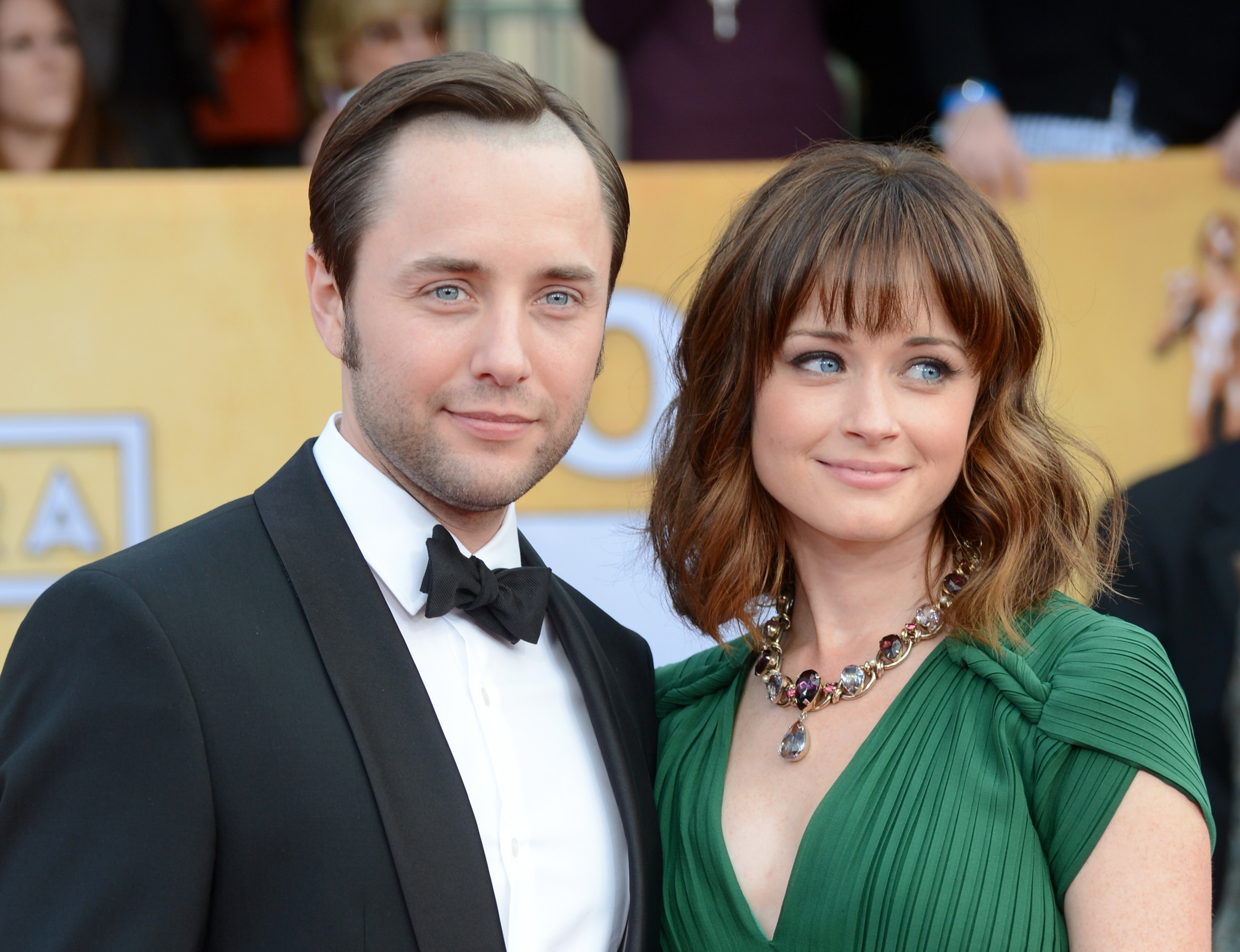 Alexis Bledel and Husband Kartheiser Are Divorcing – NBC New York - Vimarsana News