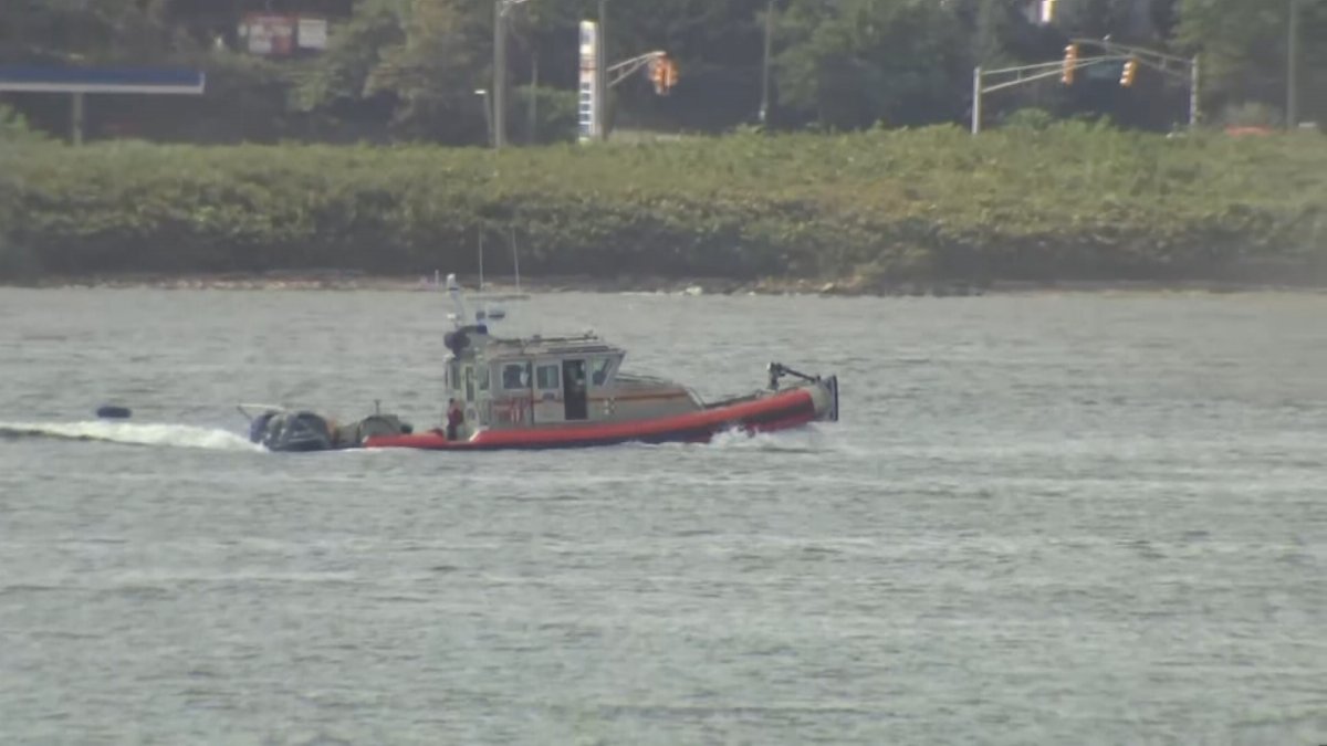 Boat Fire in Hudson River NBC New York