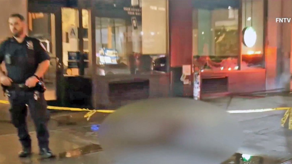 NYC Stabbing Leaves Man Dead on Chelsea Sidewalk – NBC New York
